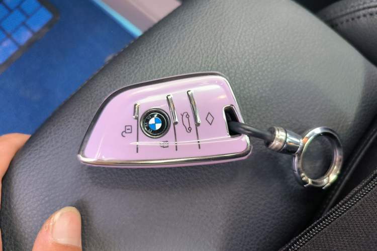 Used BMW X2 2019 sDrive20i M Sport Package China VI Emission Standard Vehicle Key