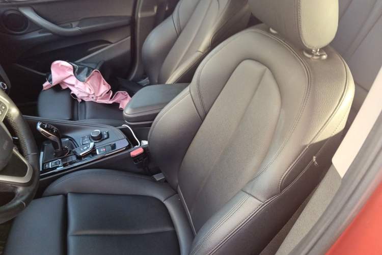 Used BMW X2 2019 sDrive20i M Sport Package China VI Emission Standard Left Front Seat