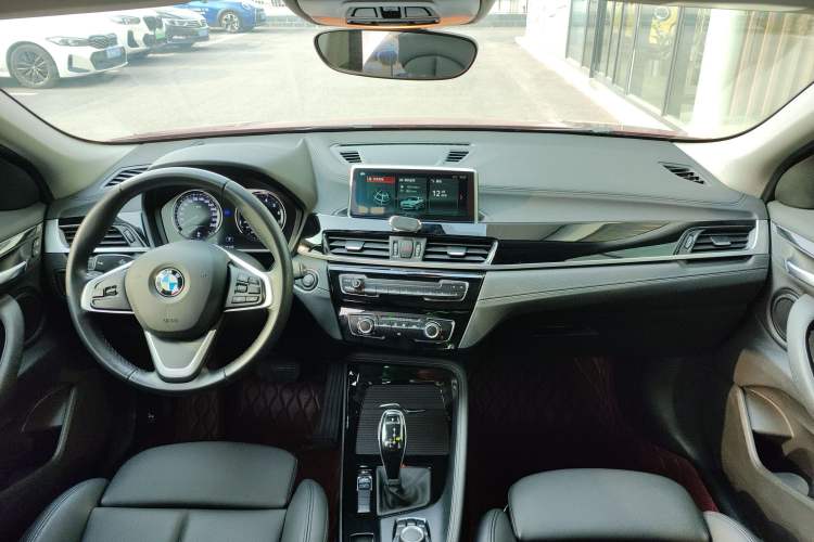 Used BMW X2 2019 sDrive20i M Sport Package China VI Emission Standard Center Console
