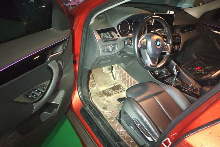 Used BMW X2 2019 sDrive20i M Sport Package China VI Emission Standard Driver Seat