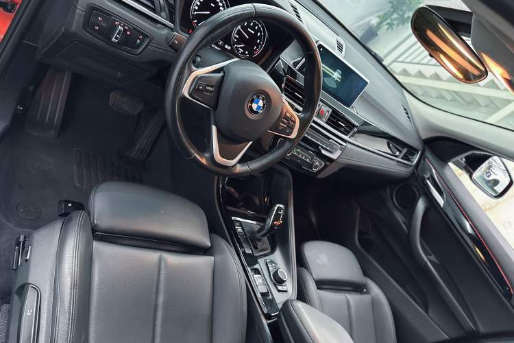 Used BMW X2 2019 sDrive20i M Sport Package China VI Emission Standard Interior 2