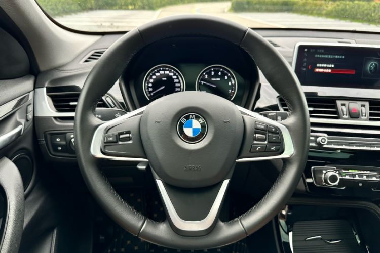 Used BMW X2 2019 sDrive20i M Sport Package China VI Emission Standard Interior 4