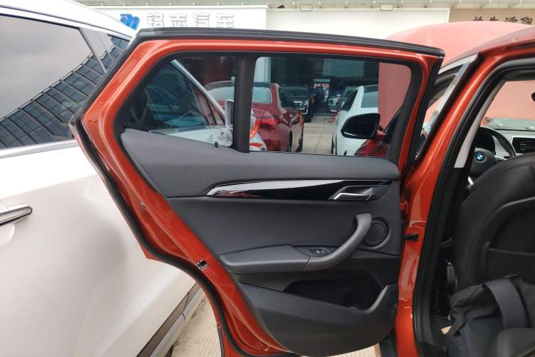 Used BMW X2 2019 sDrive20i M Sport Package China VI Emission Standard Left Rear Door Interior