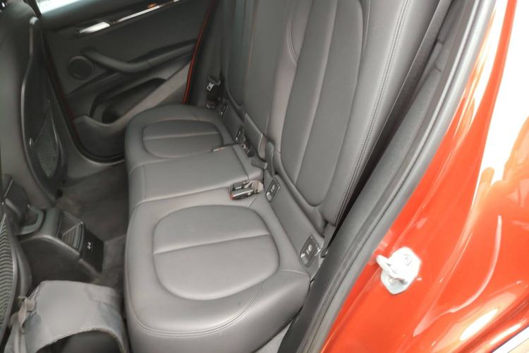 Used BMW X2 2019 sDrive20i M Sport Package China VI Emission Standard Left Rear Seat