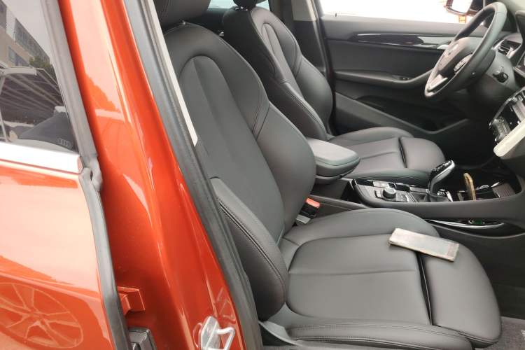 Used BMW X2 2019 sDrive20i M Sport Package China VI Emission Standard Right Front Seat