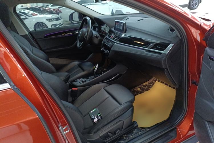 Used BMW X2 2019 sDrive25i Leading Edition M Sport Package China VI Right Front Seat