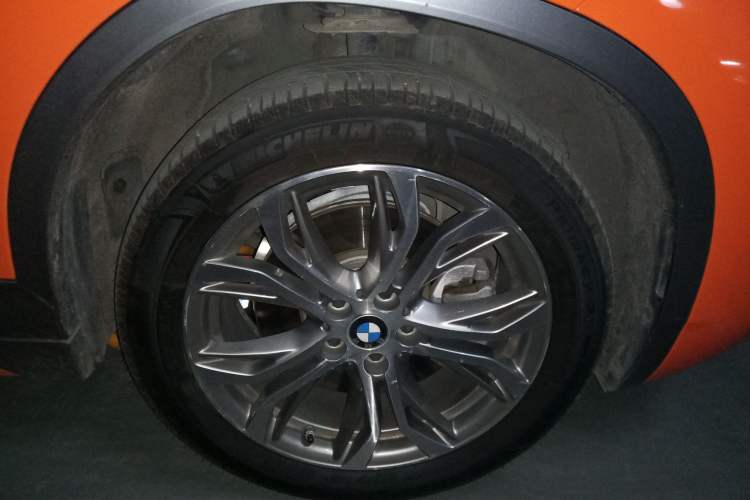 Used BMW X2 2019 sDrive25i Leading Edition M Sport Package China VI Right Front Wheel Hub