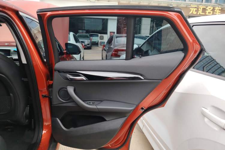 Used BMW X2 2019 sDrive20i M Sport Package China VI Emission Standard Right Rear Door Interior