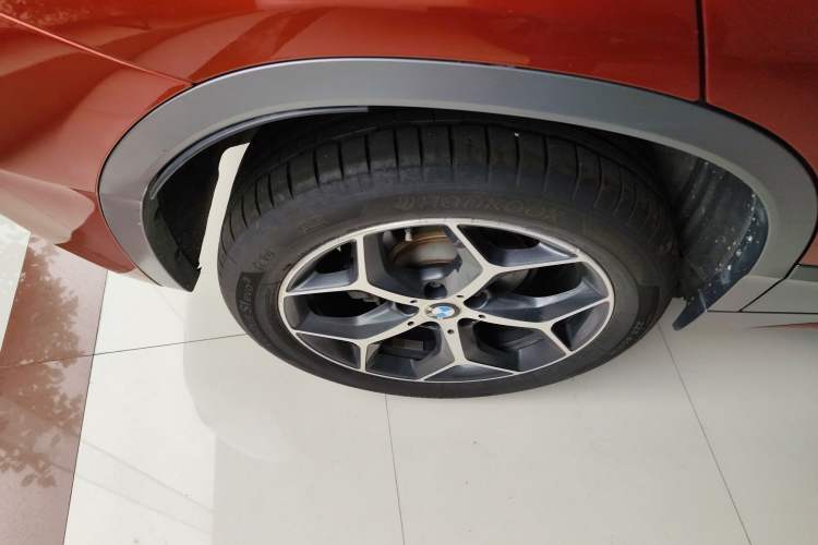 Used BMW X2 2019 sDrive20i M Sport Package China VI Emission Standard Right Rear Wheel Hub