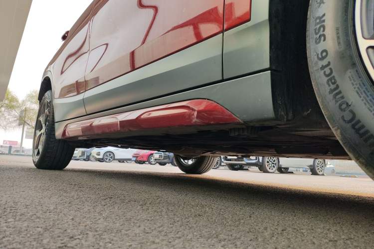 Used BMW X2 2019 sDrive20i M Sport Package China VI Emission Standard Right Side Sill