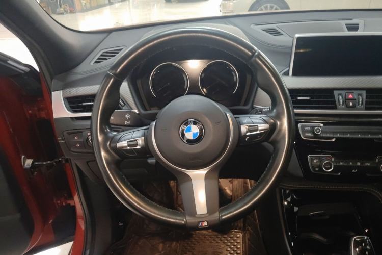 Used BMW X2 2019 sDrive25i Luxury M Sport Package China VI Emission Standard Steering Wheel