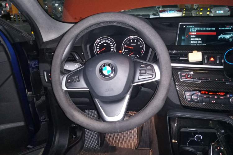 Used BMW X2 2019 sDrive25i Leading Edition M Sport Package China VI Steering Wheel