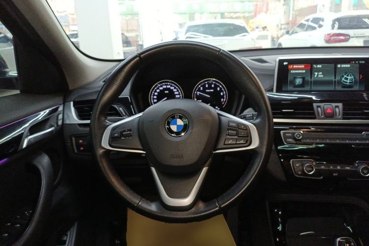 Used BMW X2 2019 sDrive25i Leading Edition M Sport Package China VI Steering Wheel