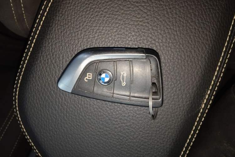 Used BMW X2 2019 sDrive25i Luxury M Sport Package China VI Emission Standard Vehicle Key