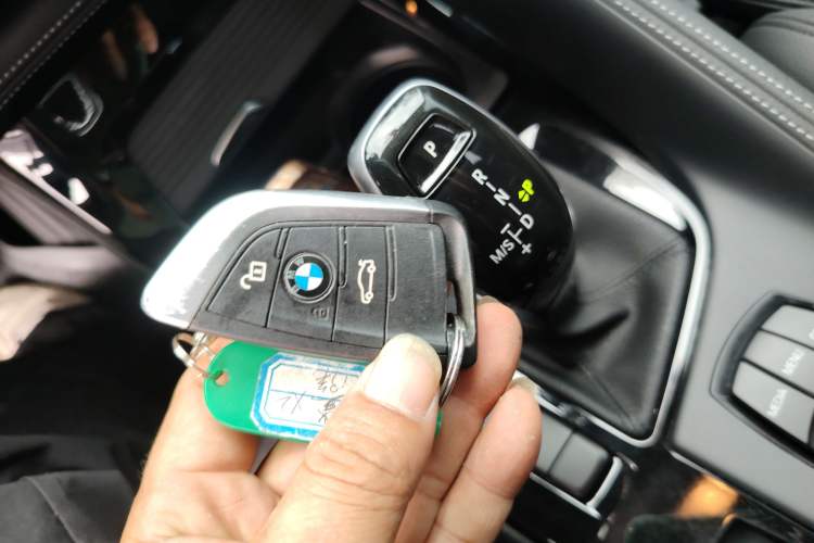 Used BMW X2 2019 sDrive20i M Sport Package China VI Emission Standard Vehicle Key