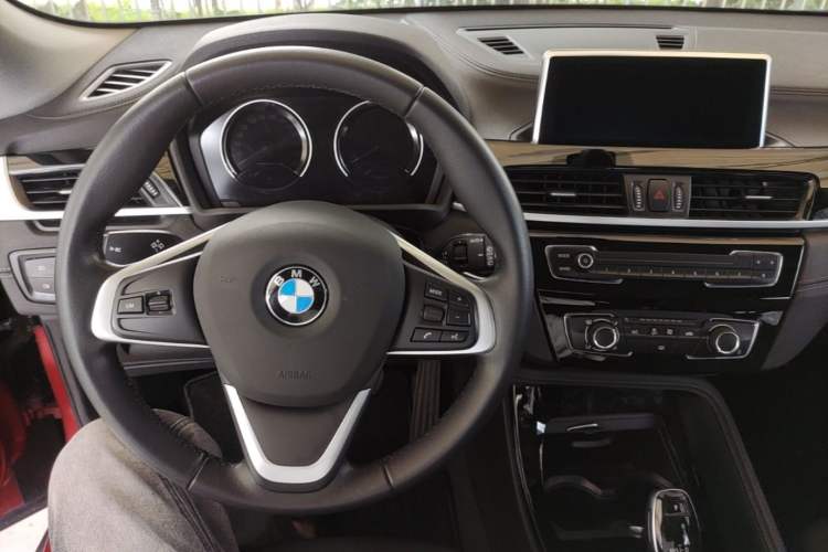 Used BMW X2 2019 sDrive20i M Sport Package China VI Emission Standard Center Console