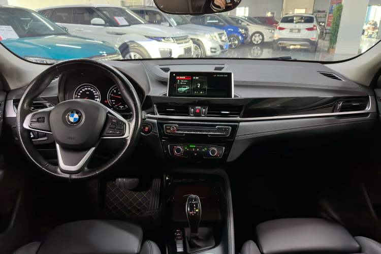 Used BMW X2 2019 sDrive20i M Sport Package China VI Emission Standard Center Console