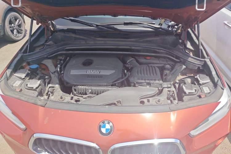Used BMW X2 2019 sDrive20i M Sport Package China VI Emission Standard Engine Bay