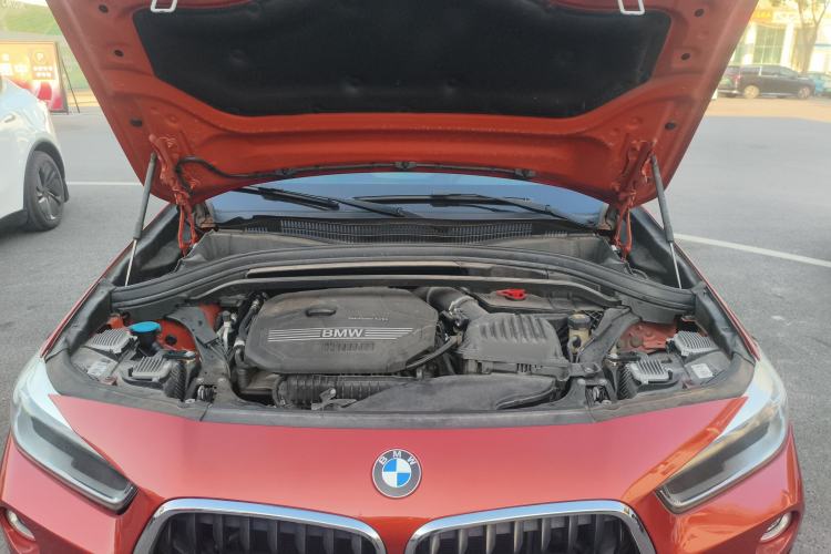 Used BMW X2 2019 sDrive20i M Sport Package China VI Emission Standard Engine Bay