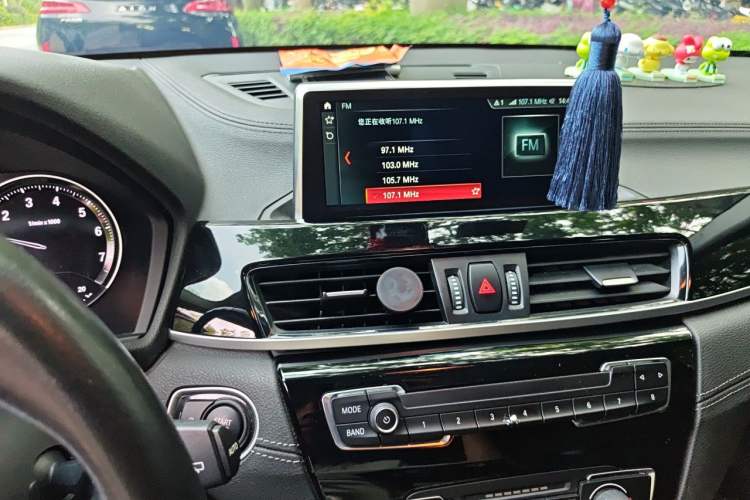 Used BMW X2 2019 sDrive20i M Sport Package China VI Emission Standard Audio And AC Panel