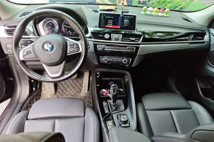 Used BMW X2 2019 sDrive20i M Sport Package China VI Emission Standard Center Console