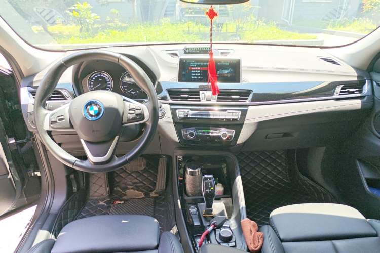 Used BMW X2 2019 sDrive20i M Sport Package China VI Emission Standard Center Console