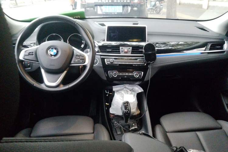 Used BMW X2 2019 sDrive25i Leading Edition M Sport Package China VI Center Console