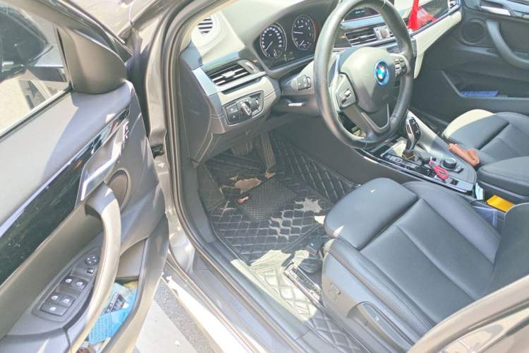 Used BMW X2 2019 sDrive20i M Sport Package China VI Emission Standard Driver Seat