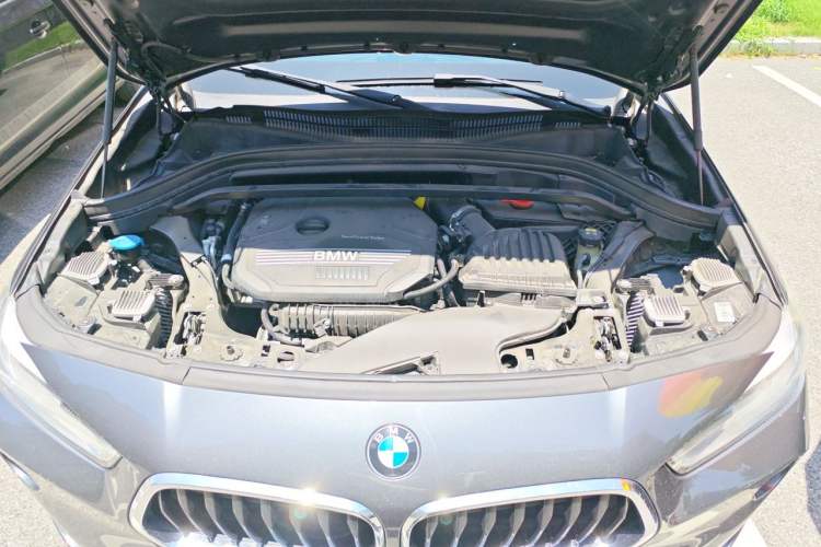 Used BMW X2 2019 sDrive20i M Sport Package China VI Emission Standard Engine Bay