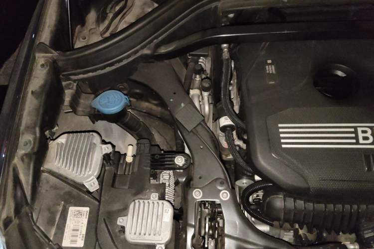 Used BMW X2 2019 sDrive25i Leading Edition M Sport Package China VI Engine Bay Right