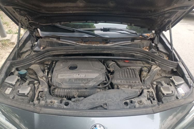 Used BMW X2 2019 sDrive25i Luxury M Sport Package China VI Emission Standard Engine Bay