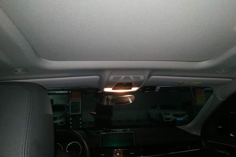 Used BMW X2 2019 sDrive20i M Sport Package China VI Emission Standard Headliner
