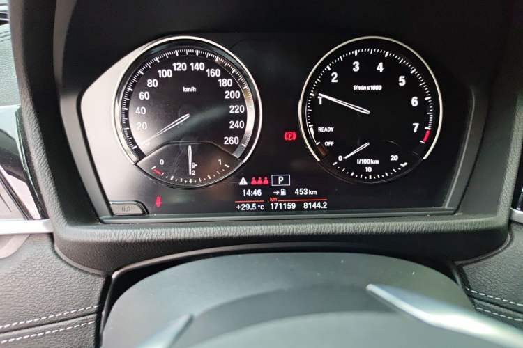 Used BMW X2 2019 sDrive20i M Sport Package China VI Emission Standard Odometer Close Up