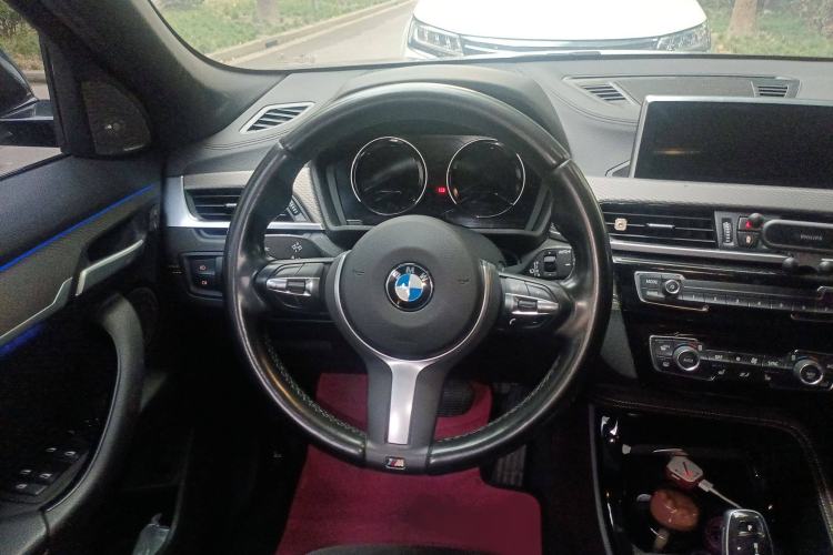 Used BMW X2 2019 sDrive25i Luxury M Sport Package China VI Emission Standard Steering Wheel
