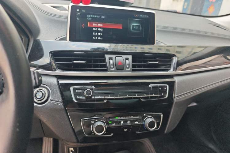 Used BMW X2 2019 sDrive20i M Sport Package China VI Emission Standard Audio And AC Panel