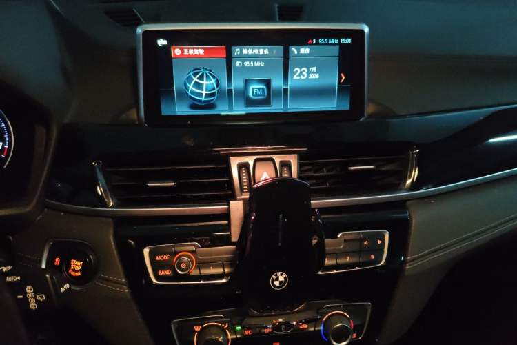 Used BMW X2 2019 sDrive20i M Sport Package China VI Emission Standard Audio And AC Panel