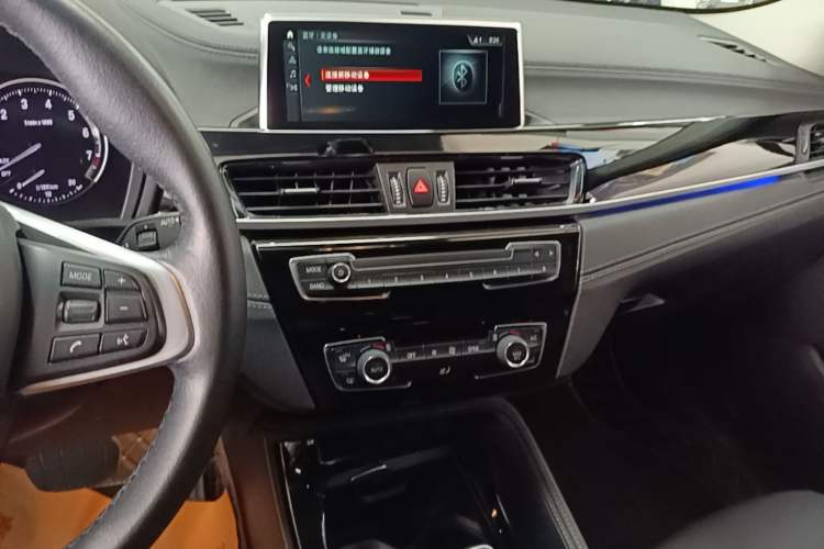 Used BMW X2 2019 sDrive25i Leading Edition M Sport Package China VI Audio And AC Panel