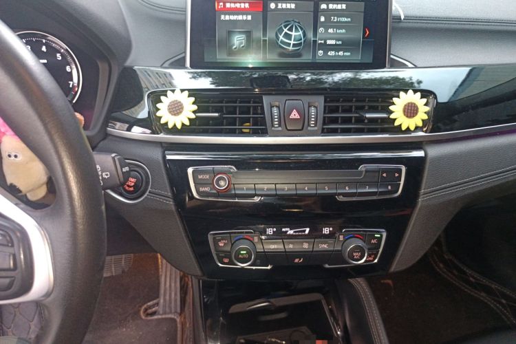 Used BMW X2 2019 sDrive25i Leading Edition M Sport Package China VI Audio And AC Panel