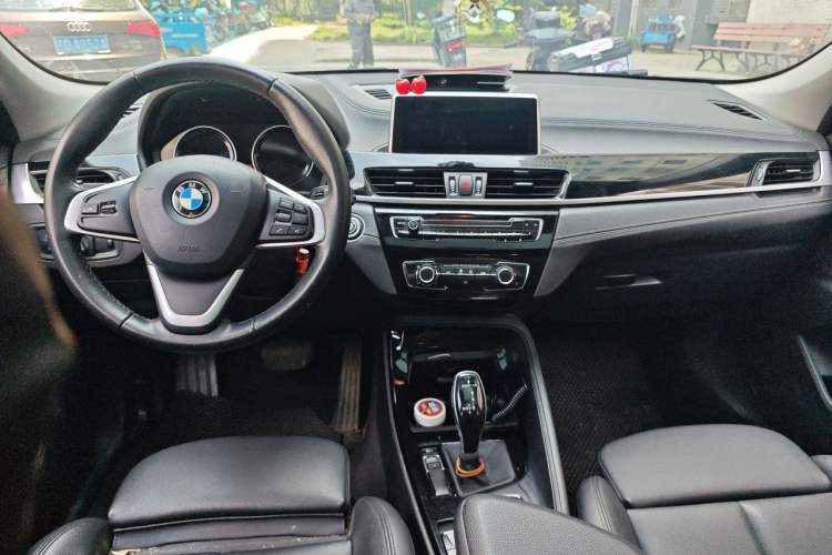 Used BMW X2 2019 sDrive20i M Sport Package China VI Emission Standard Center Console