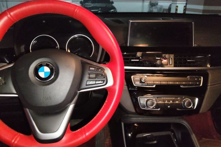 Used BMW X2 2019 sDrive20i M Sport Package China VI Emission Standard Center Console