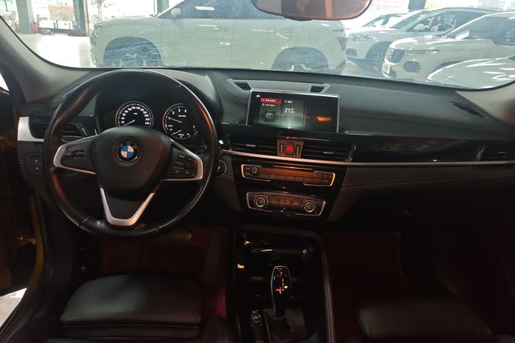 Used BMW X2 2019 sDrive20i M Sport Package China VI Emission Standard Center Console