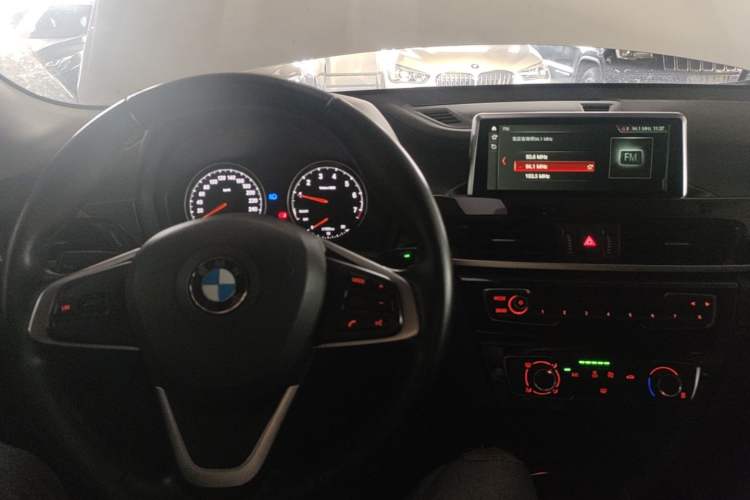 Used BMW X2 2019 sDrive20i M Sport Package China VI Emission Standard Center Console