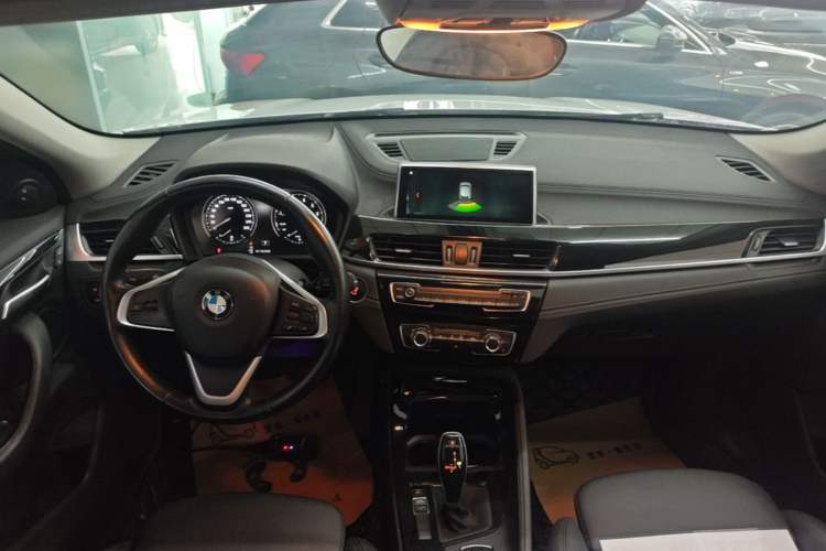 Used BMW X2 2019 sDrive20i M Sport Package China VI Emission Standard Center Console