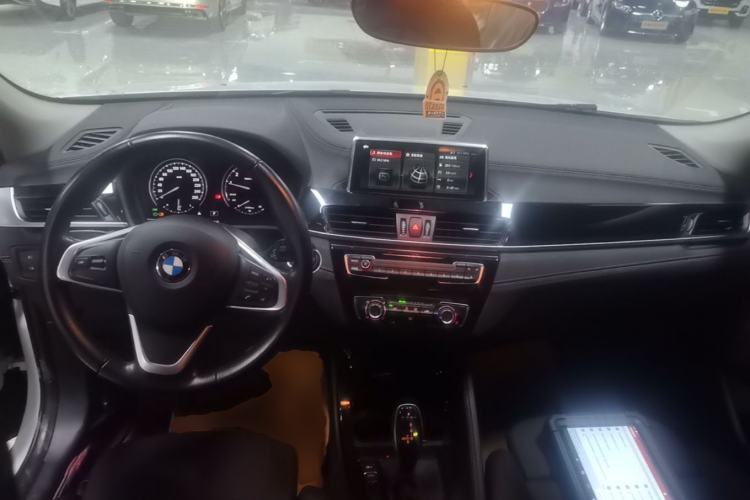 Used BMW X2 2019 sDrive20i M Sport Package China VI Emission Standard Center Console