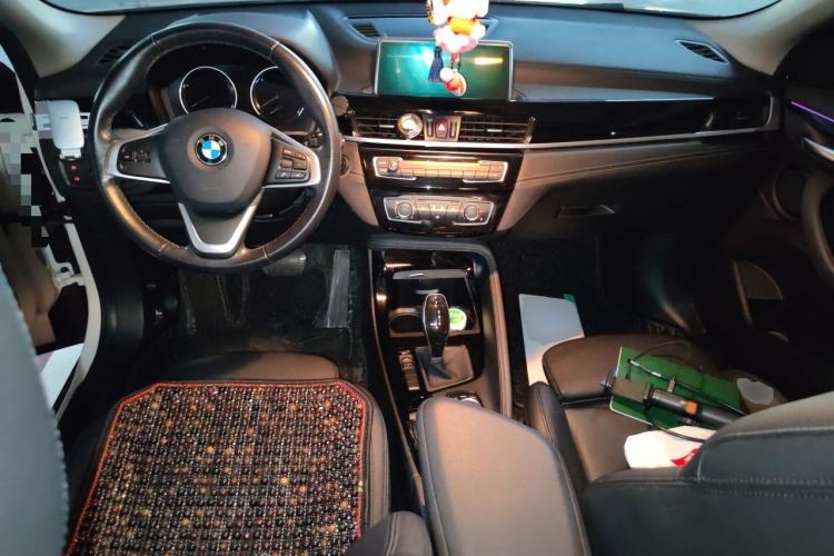 Used BMW X2 2019 sDrive20i M Sport Package China VI Emission Standard Center Console