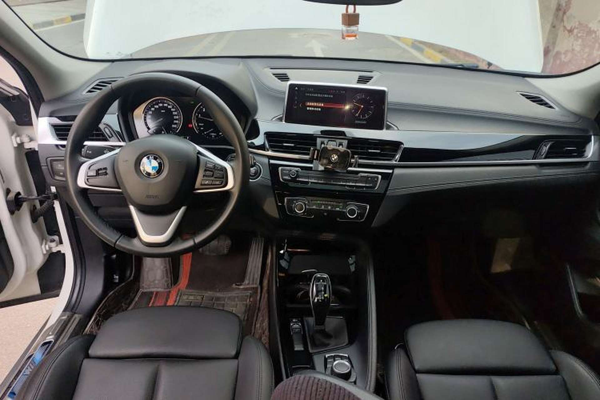 Used BMW X2 2019 sDrive20i M Sport Package China VI Emission Standard Center Console