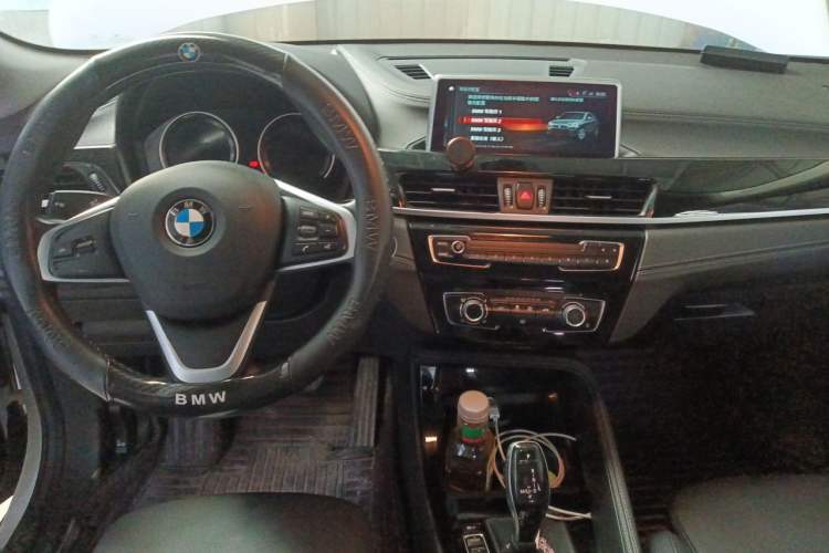 Used BMW X2 2019 sDrive20i M Sport Package China VI Emission Standard Center Console