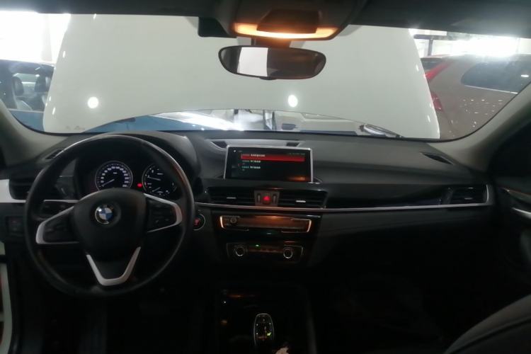 Used BMW X2 2019 sDrive20i M Sport Package China VI Emission Standard Center Console