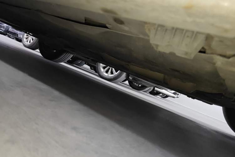 Used BMW X2 2019 sDrive20i M Sport Package China VI Emission Standard Chassis Front Right