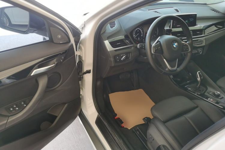 Used BMW X2 2019 sDrive20i M Sport Package China VI Emission Standard Driver Seat